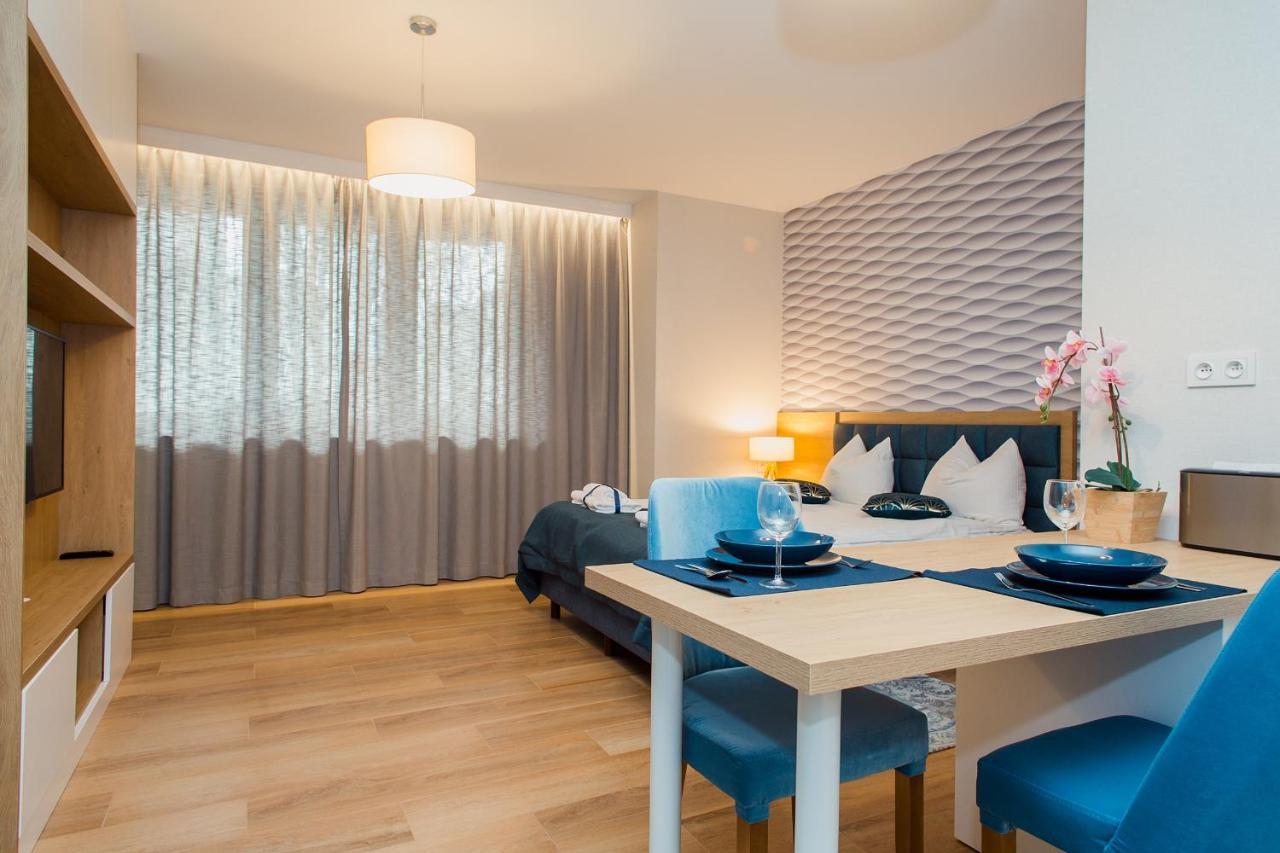 Shortstaypoland Apartament *