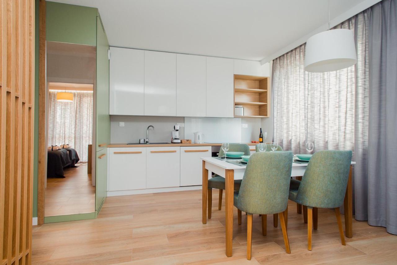 Shortstaypoland Apartament *